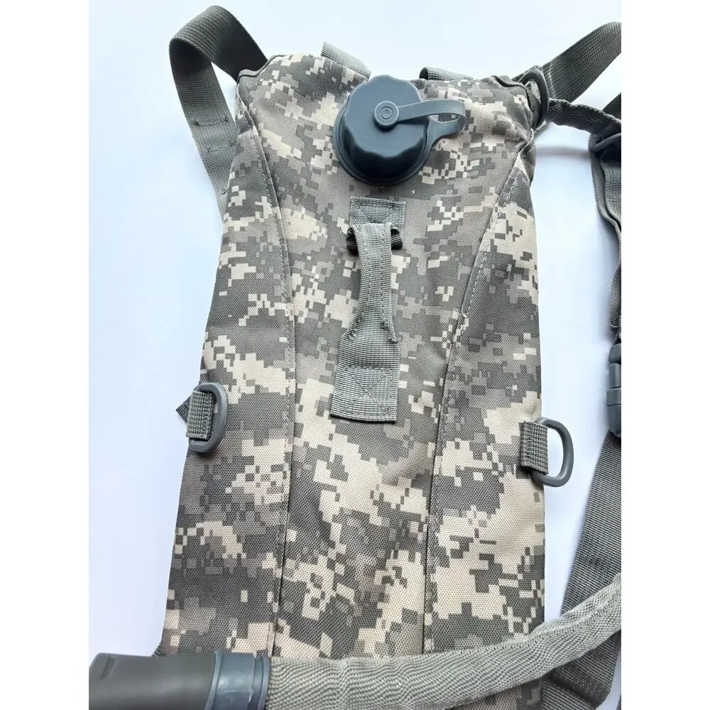 ACU Digital Camo Hydration Pack — Complete with 3L Bladder, Military Style